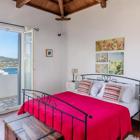 Nina Skopelos- Private Pool - Magnificent Views Skopelos Town