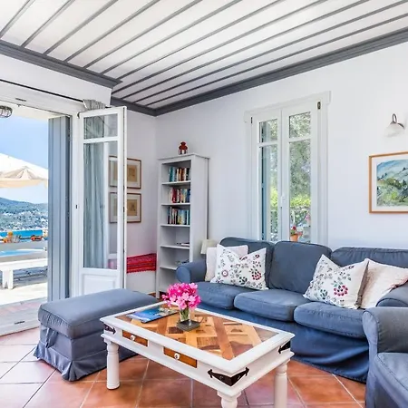 Nina Skopelos- Private Pool - Magnificent Views Villa Skopelos Town